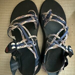 Womens Chacos Zx/3 Size 9, Classic Incan Red White Blue Strappy